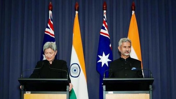 Ấn Độ bảo vệ sự phụ thuộc vào vũ khí của Nga trong chuyến thăm Australia