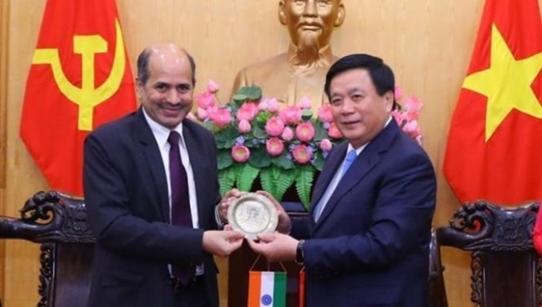 Tân Đại sứ đặc mệnh toàn quyền Cộng hòa Ấn Độ tại Việt Nam thăm và làm việc tại Học viện