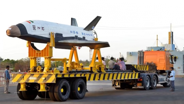 ISRO thành công trong việc hạ cánh tên lửa tái sử dụng