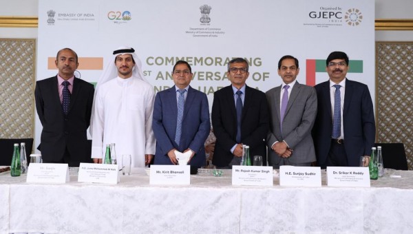 Lợi ích ban đầu từ hiệp định thương mại Ấn Độ-UAE