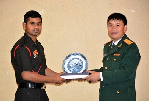 Tăng cường giao lưu, trao đổi giữa sĩ quan trẻ Việt Nam - Ấn Độ