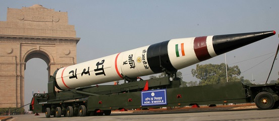 Ấn Độ thử nghiệm tên lửa "Agni-4" có khả năng mang đầu đạn hạt nhân
