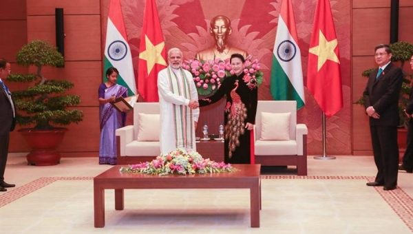 Chủ tịch Quốc hội Nguyễn Thị Kim Ngân tiếp Thủ tướng Ấn Độ