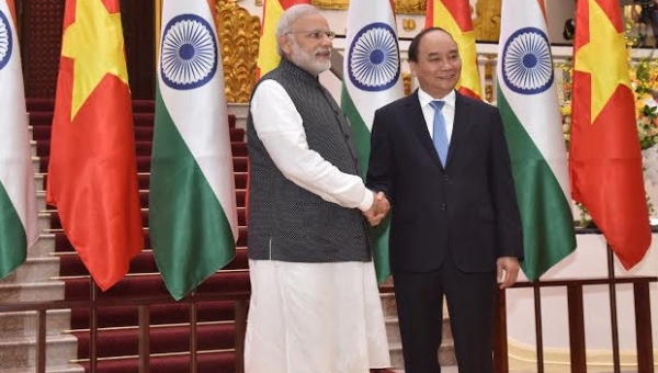 Thủ tướng Ấn Độ Narendra Modi đến thăm chính thức Việt Nam