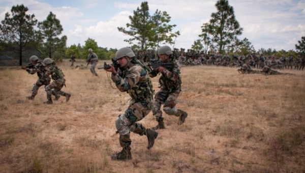 Ấn Độ và Indonesia lên kế hoạch tập trận chung Garuda Shakti