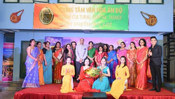 Đại sứ quán Ấn Độ tổ chức Lễ hội Diwali 2017