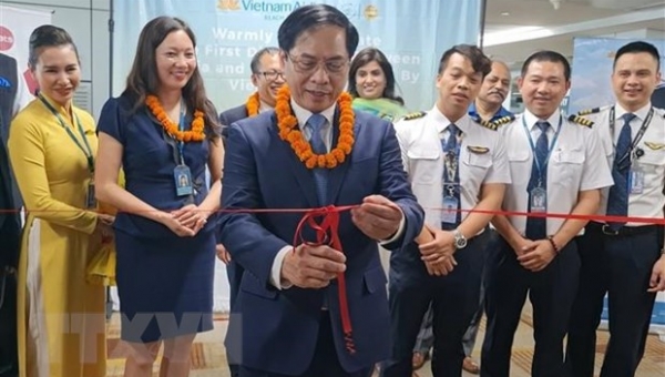Vietnam Airlines chính thức khai trương đường bay thẳng đến Ấn Độ