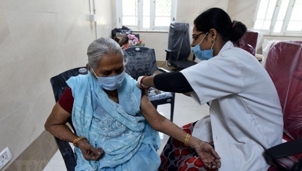 Ấn Độ lập kỷ lục tiêm hơn 20 triệu mũi vaccine trong một ngày