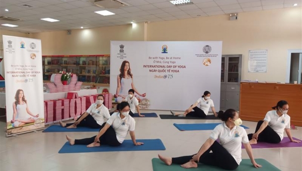 Báo chí viết về Yoga ở Ấn Độ