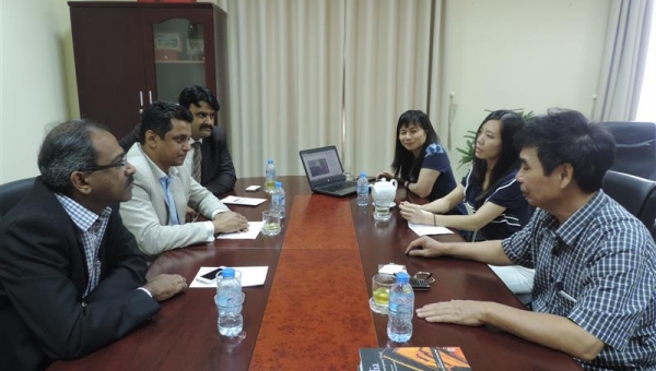 Giám đốc Trung tâm Nghiên cứu Ấn Độ làm việc với lãnh đạo Tập đoàn TATA tại Việt Nam