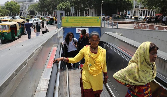 Thủ đô Ấn Độ miễn phí giao thông công cộng cho phụ nữ