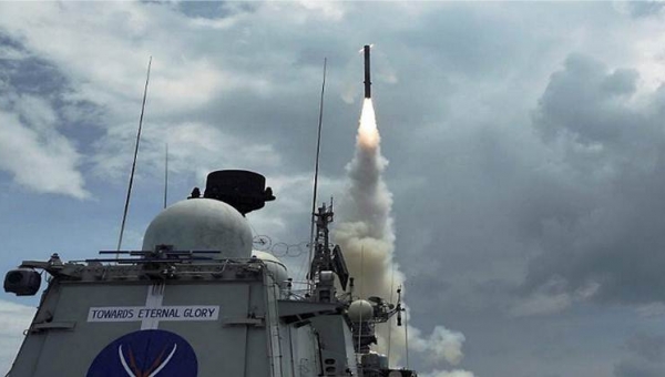 Ấn Độ thử thành công tên lửa đánh chặn siêu thanh tự chế