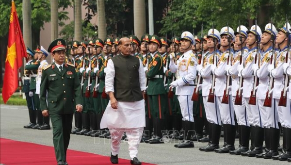 Bộ trưởng quốc phòng Ấn Độ Rajnath Singh thăm Việt Nam