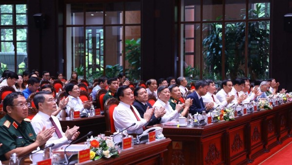 Giới thiệu cuốn sách của Tổng Bí thư Nguyễn Phú Trọng về đường lối quân sự, chiến lược quốc phòng