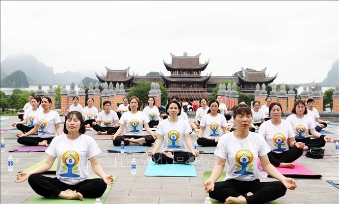 Yoga góp phần xây dựng một trái đất, một sức khỏe chung