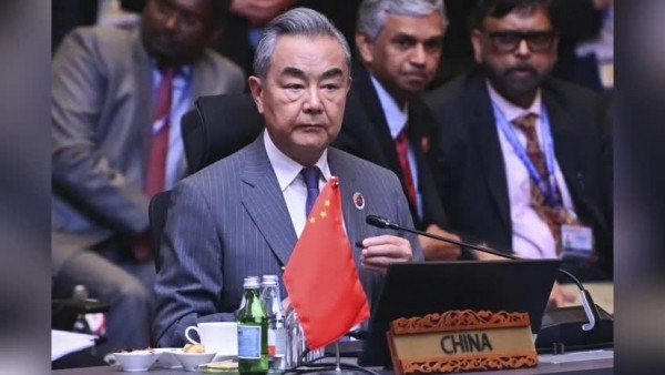 Ngoại trưởng Trung Quốc thăm Ấn Độ, hội đàm với người đồng cấp nước chủ nhà, kêu gọi 'rút ra bài học từ quá khứ'