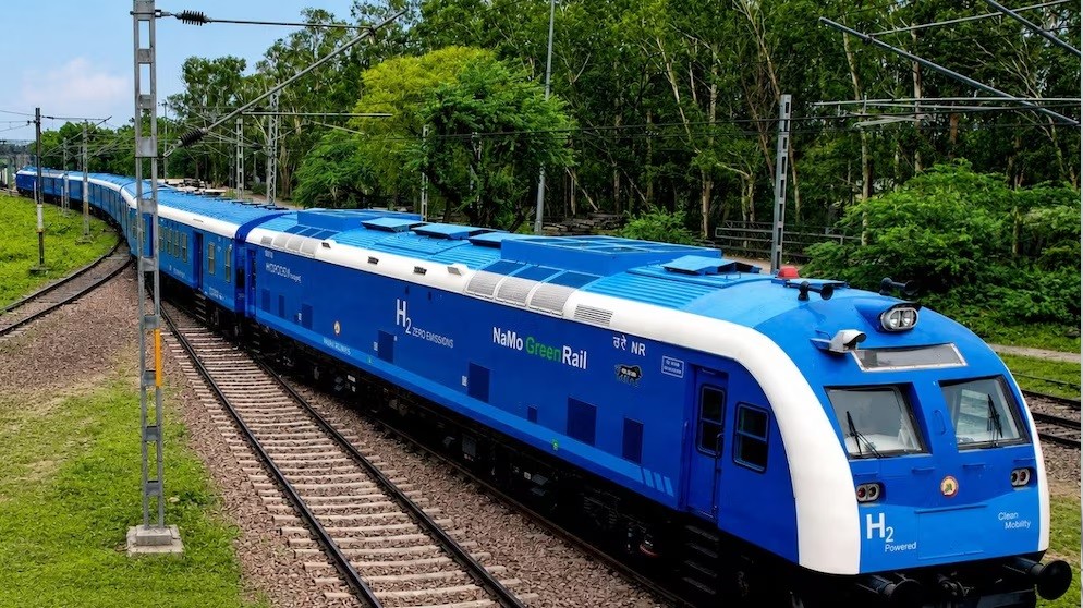 Ấn Độ khởi động kỷ nguyên đường sắt chạy bằng hydro