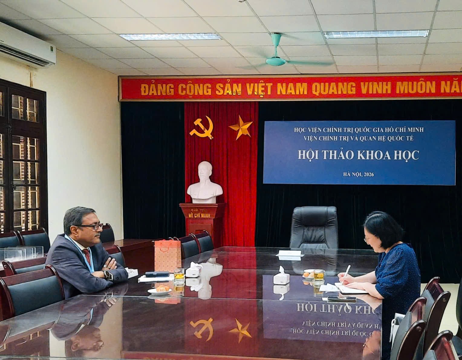 Trung tâm Nghiên cứu Ấn Độ thúc đẩy hợp tác với Trung tâm DAKSHIN thuộc Viện RIS (Bộ Ngoại giao Ấn Độ)