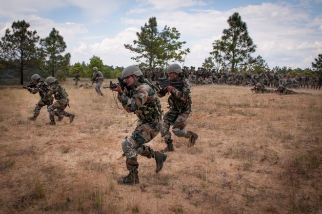 Ấn Độ và Indonesia lên kế hoạch tập trận chung Garuda Shakti