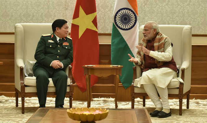 Bộ trưởng Quốc phòng Việt Nam Ngô Xuân Lịch hội kiến Thủ tướng Ấn Độ Narendra Modi
