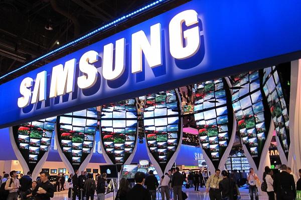 Samsung tăng đầu tư ở Ấn Độ, mở cửa hàng điện thoại lớn nhất thế giới