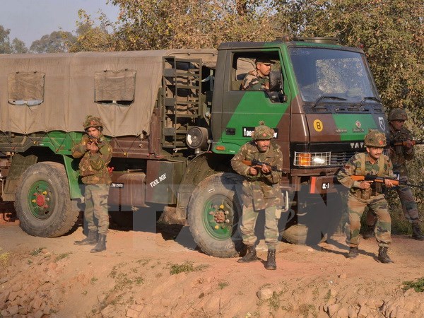 Phiến quân Kashmir nhận tấn công căn cứ không quân ở Ấn Độ